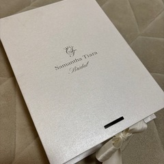 ほぼ未使用　Samantha tiara非売品ウェディングネックレス　イヤリング　ウェディングベアー の3点セットの画像