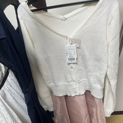新品　レディース服　春服の画像
