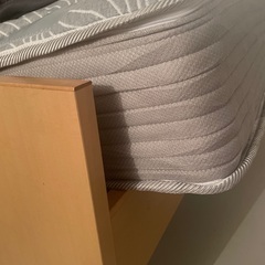 【マットレス付き】木製シングルベッド差し上げますの画像