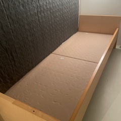 【マットレス付き】木製シングルベッド差し上げますの画像