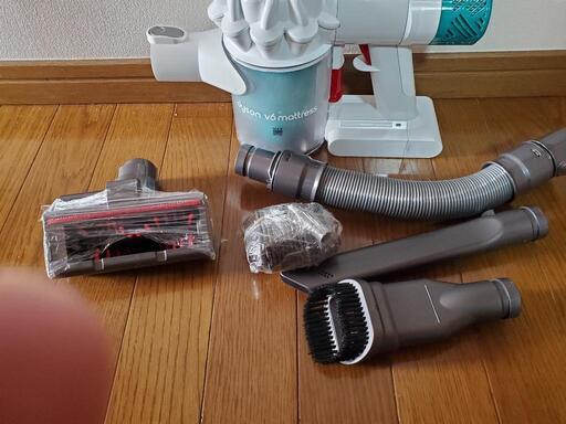 値下げしました　ダイソン　V6 分解清掃動作確認済