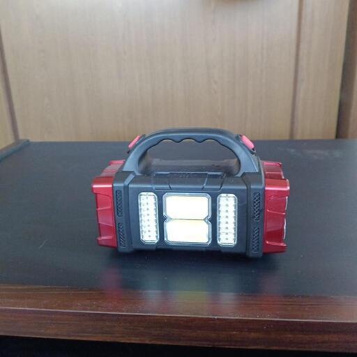 小型ポーダブ電源ソーラー充電器\u0026ライト