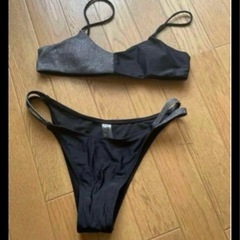 キラキラ　ビキニ　水着　ストーン　海外ファッション　海セレブの画像