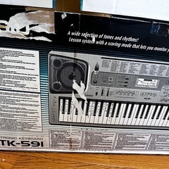 CASIO  電子ピアノCTK-591の画像
