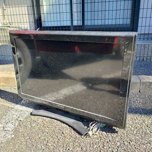 32型シャープ　テレビ　AQUOS