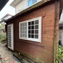 オシャレで可愛い　小窓、窓枠セットの画像