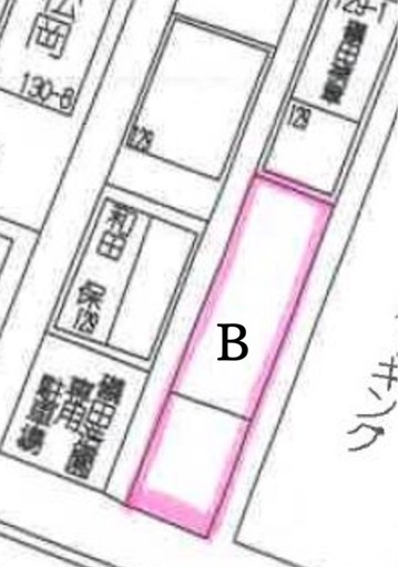 飾磨小前月極駐車場8000円