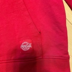 Coca Cola↪︎パーカー　S フード　めちゃくちゃかわいいです！　刺繍の画像
