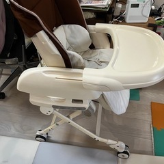 コンビ　電動バウンサーの画像