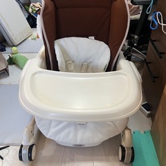 コンビ　電動バウンサーの画像
