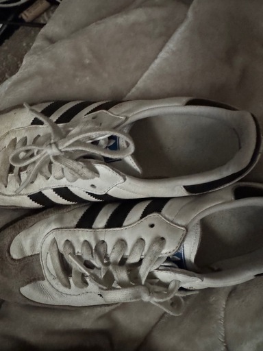 adidasサンバ