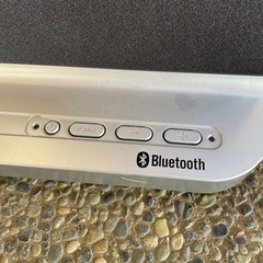 スマホ、Bluetoothスピーカーの画像