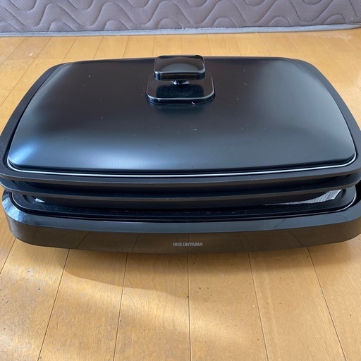 【取引中】アイリスオーヤマ　ホットプレート　たこ焼き　焼きそばなど