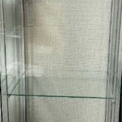 フィギュアガラスケース