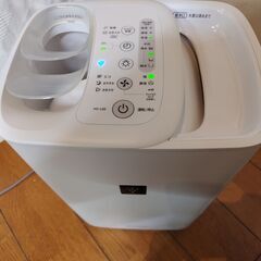 世田谷区近辺配送可能　2020年製 シャープ 加熱気化式加湿機 ...