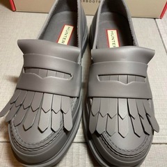 HUNTERリファインドフリンジペニーローファー　グレー　21センチくらいの画像