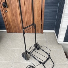 折りたたみ式キャリア
