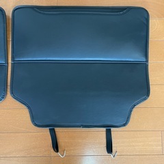 キックガード 運転席・助手席用の画像