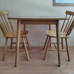 ダイニングテーブルセット（2人掛け）の画像