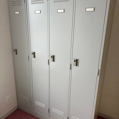 【美品！】　ロッカー　4人用