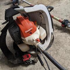 最終　共立　背負い草刈機の画像