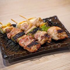 【調理師・調理スタッフ】 鶏屋 鈴尚 ～居酒屋アルバイトスタッフ募集中～の画像