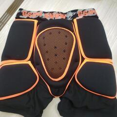 スキー　スノーボードプロテクター