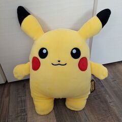 【値下げ】もちもちピカチュウぬいぐるみ