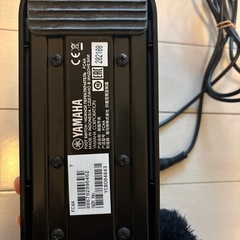 電子ピアノpiaggero、ダンパーペダルの画像