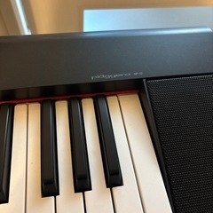 電子ピアノpiaggero、ダンパーペダルの画像