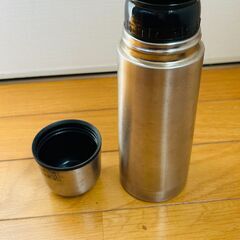 差し上げます！ステンレス水筒の画像