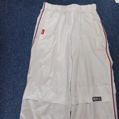 kappa　柔らかいシャカシャカズボン。