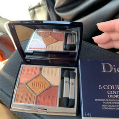 DIORアイシャドウ未使用新品の画像