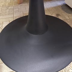 未使用　TOKYOインテリア　大理石調　カフェテーブルの画像