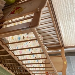 ベビーベッドの画像