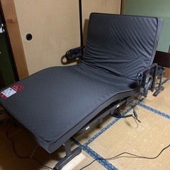 介護ベッド　　(通電確認済み)