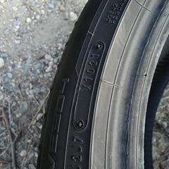 ダンロップタイヤ　２２５/４５r１８　95w  サイレンとコアの画像