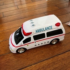 ミニカー2台の画像