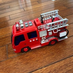 ミニカー2台の画像