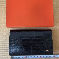 【未使用・新品】ブラック ｜ハンドバッグ｜シンプルで上品なデザインの画像