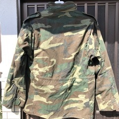ミリタリージャケットの画像