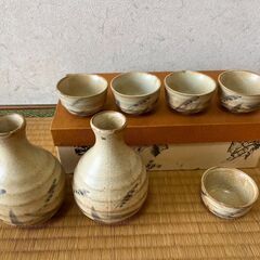 【未使用】徳利とおちょこセット（徳利2個・おちょこ5個）｜箱付き...