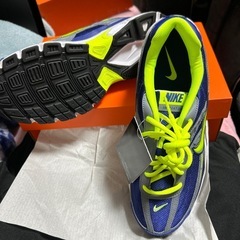 20%off、新品‼️NIKEイニシエーター‼️蛍光イエロー紺‼️半額条件あり‼️の画像