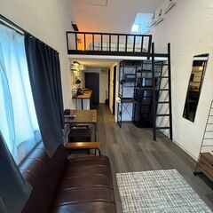 【礼金・紹介手数料０円！】家具付きのリフォーム済み角部屋物件で、...