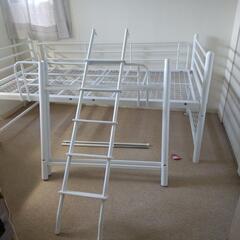 お渡し決定しました。ロフトベットフレームハンガー付きの画像