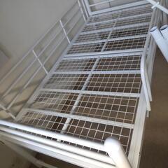 お渡し決定しました。ロフトベットフレームハンガー付きの画像