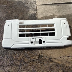 ダイハツハイゼットカーゴ　フロントバンパーの画像