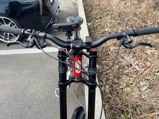 kona ダウンヒルバイク