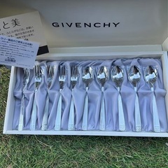 [未使用品]　GIVENCHY カトラリーセット