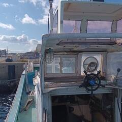 釣り　レジャー　漁船の画像